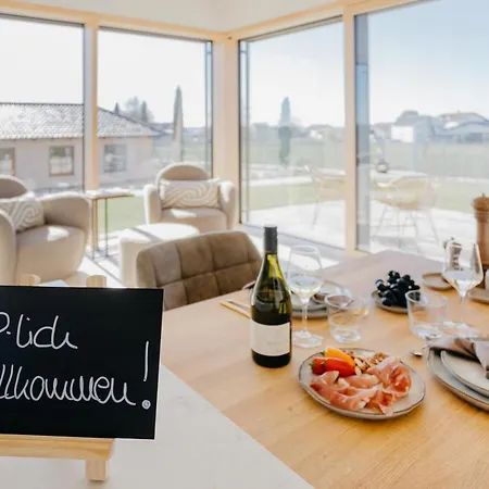 Weinberg Chalet Malsch (bei Wiesloch)